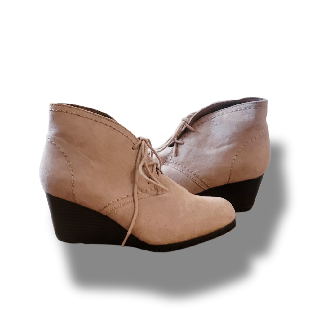 🌿Time and Tru Women's 6 Lace Up Ladies Booties Shoes Footwear In Tan - Picture 8 of 12